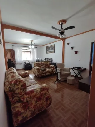 Imagem Casa à venda no bairro Jardim Aeroporto - Guaratinguetá/SP