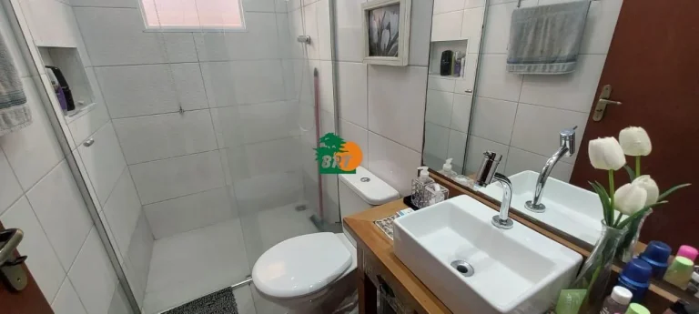 Imagem Casa para Venda em São Roque, Jardim Villaça, 3 dormitórios, 1 suíte, 2 banheiros, 1 vaga