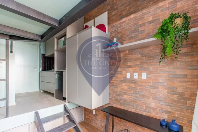Imagem Studio Moderno à Venda ou Locação em Santo Amaro, São Paulo-SP: 1 Quarto, 1 Banheiro, 24,00 m² de Área.