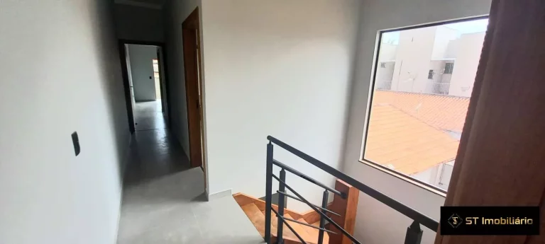 Imagem Sobrado a Venda em Atibaia c/ excelente localização