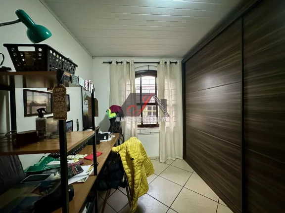 Imagem Casa à venda, bairro Campo Comprido em Curitiba.