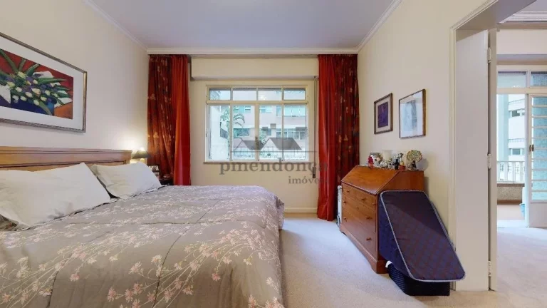 Imagem Apartamento em Higienópolis com 4 quartos (2 suites), e 1 vaga, 285m²