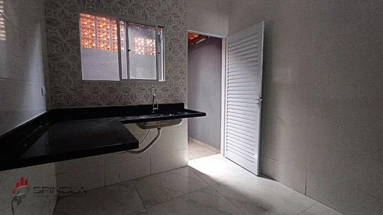 Imagem Sobrado com 2 dormitórios à venda, 70 m² por R$ 360.000,00 - Jardim Imperador - Praia Grande/SP