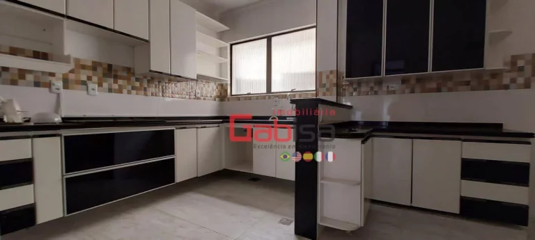 Imagem Cobertura com 4 dormitórios à venda, 220 m² por R$ 1.100.000,00 - Algodoal - Cabo Frio/RJ