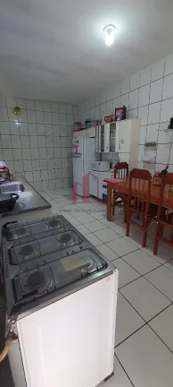 Imagem Imperdível: Casa à venda em Francisco Morato-SP, Jd. Rogerio Levorin, 3 quartos, 2 salas, 1 vaga, 150m². Venha conferir!
