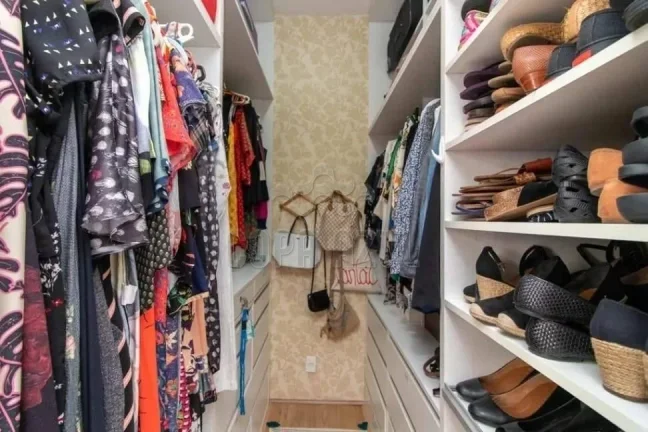 Imagem Jardim Botânico – Rua Jardim Botânico | Residencial › Apartamento 3 quarto(s) à Venda