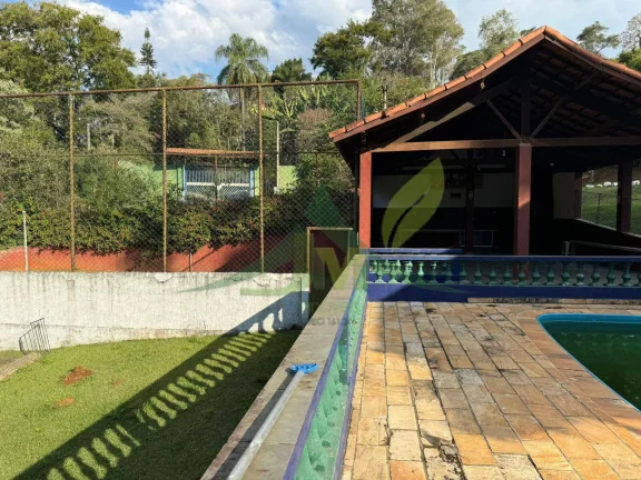 Imagem Chácara com Excelente Localização - Divisa entre Mairiporã e Atibaia