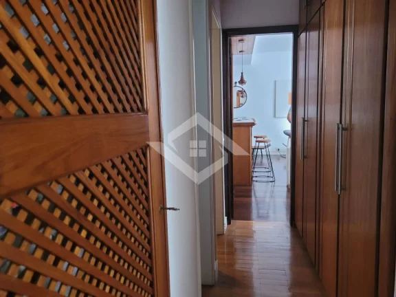 Imagem Apartamento de 4 Quartos à Venda em Copacabana – Conforto e Localização