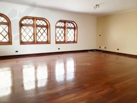 Imagem MAGNÍFICA RESIDÊNCIA * 5 SUÍTES * 5 GARAGENS * RUA TRANQUILA * SUPER SEGURA