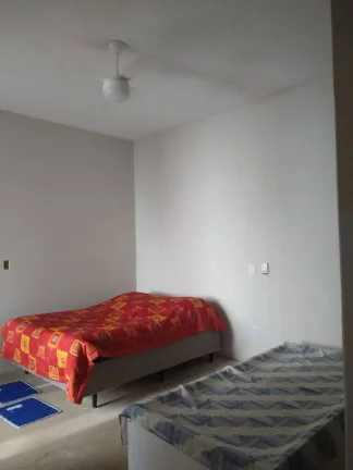 Imagem "Seu Refúgio dos Sonhos: Rancho à Venda no Exclusivo Condomínio Acácias!"