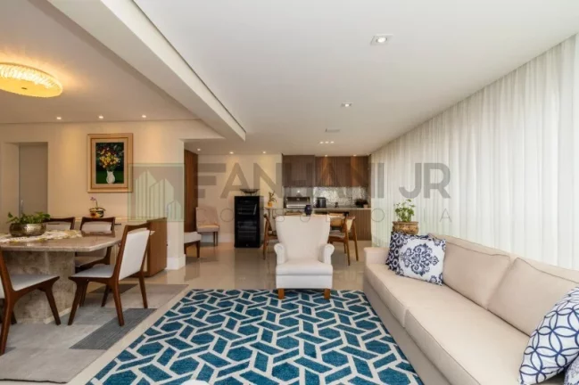 Imagem Imperdível oportunidade: Apartamento de alto padrão com 3 suítes e 3 vagas na Vila Nova Conceição, São Paulo-SP!
