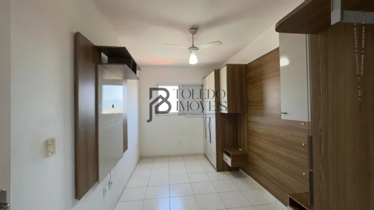 Imagem Apartamento 02 dormitórios com 01 suíte, vista livre e andar alto - Guilhermina/PG