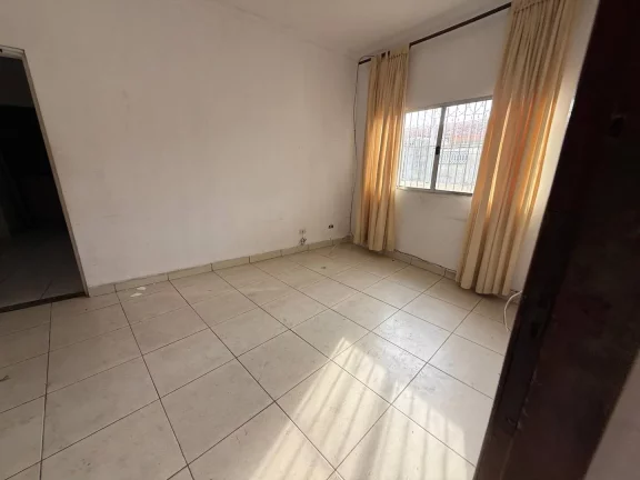 Imagem Ótima casa com dois dormitórios na Guilhermina - Praia Grande.