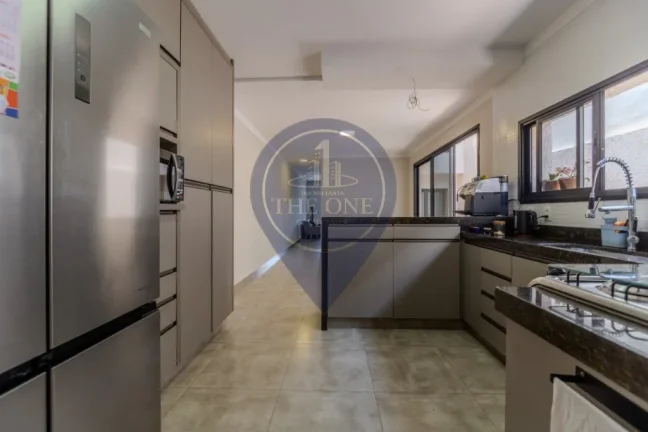 Imagem Imperdível oportunidade: Casa à venda na Vila Mariana, São Paulo-SP, com 3 quartos, 1 suíte, 2 salas, 3 banheiros e 146m² de área!