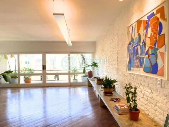 Imagem Lindo apartamento reformado em Higienópolis. São 185m² de área privativa, 03 suítes e 02 vagas ...