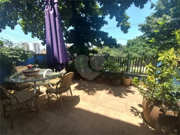 Imagem Casa à venda com 5 quartos, sendo 3 suítes, em Butantã, São Paulo - SP