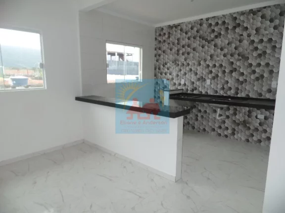 Imagem Casa Superior com Sacada - 2 Quartos, 1 vaga de garagem, 225mil