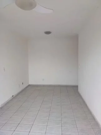 Imagem Apartamento com 2 dormitórios à venda, 60 m² por R$ 300.000,00 - Centro - Suzano/SP