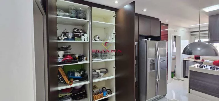 Imagem Apartamento em São Paulo, Vila Romana, com 4 quartos, 206m²