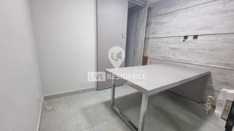 Imagem Oportunidade Única: Sala Comercial no Edifício Itatiba Hill