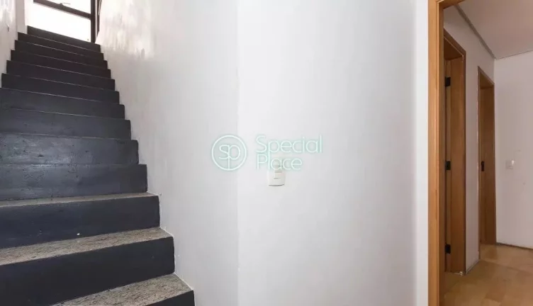 Imagem APARTAMENTO DUPLEX na melhor região de Moema, com excelente espaço de aproveitamento, 2 dormitóri...