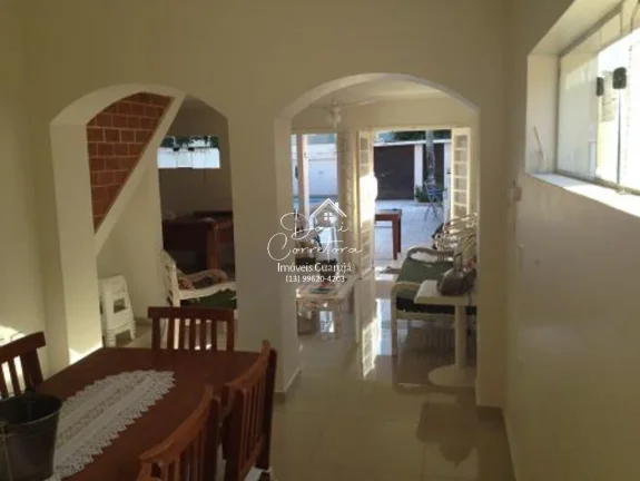 Imagem Imperdível: Casa à venda na Enseada, Guarujá-SP, com 4 quartos, 1 suíte, 2 banheiros, 3 vagas de garagem e 250m²!