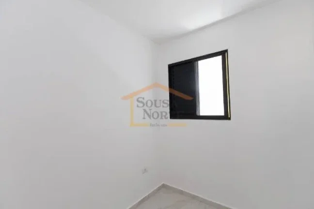 Imagem Apartamento com 33,70m², dispõe de 2 dormitórios, 1 banheiro, sala dois ambientes, cozinha com ga...