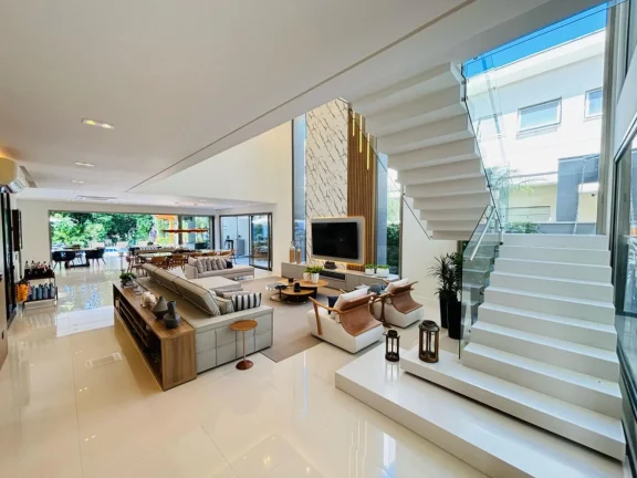 Imagem Luxuosa Casa à Venda na Riviera de São Lourenço Módulo 12 - 6 Quartos, 6 Suítes, 3 Salas, 4 Vagas - Área Externa Espetacular!
