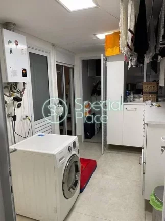 Imagem Ótimo apartamento mobiliado em Pinheiros. São 110m2 de área privativa, 3 dormitórios e 1 vaga na...
