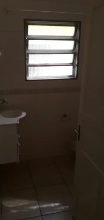 Imagem Casa à venda em Santo André-SP, Jardim do Estádio: 2 quartos, 1 banheiro, 2 vagas, 150m² de área!