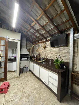 Imagem Casa Sobrado, 3 Dormitórios (1 suíte ), Condomínio Bonna Villa, Sjc.
