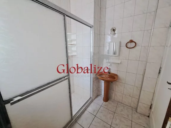 Imagem Apartamento à venda com 55m², 2 quartos, elevador, vaga, 1 quadra da praia por R$427.000,00 no Boqueirão em Santos