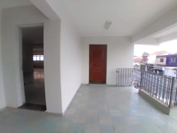 Imagem Casa com 3 dormitórios para alugar, 450 m² por R$ 9.374,00/mês - Vila Romanópolis - Ferraz de Vasconcelos/SP