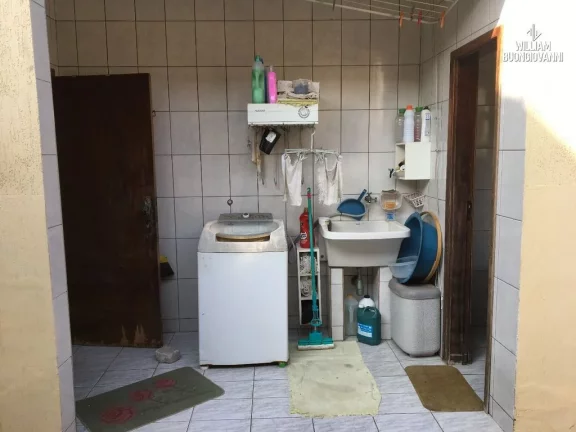 Imagem Imóvel à Venda no Guarujá/SP | 2 Casas no Mesmo Terreno | 900m da Praia