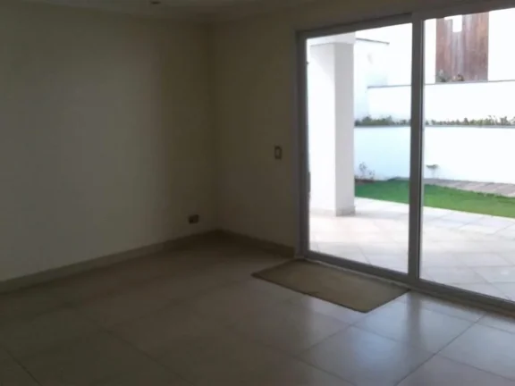 Imagem Casa em Aldeia da Serra - 354m²