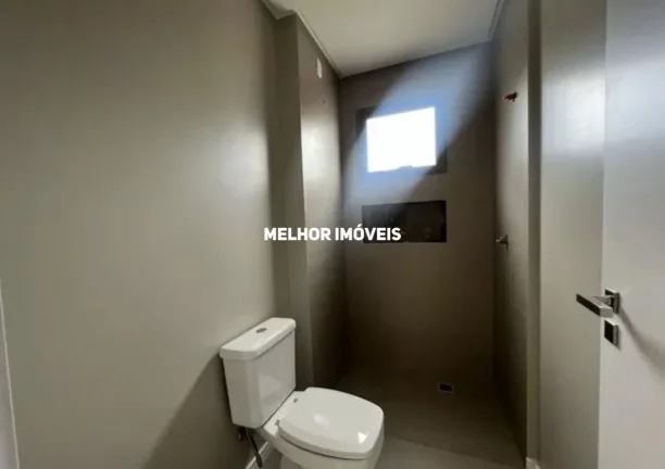 Imagem Apartamento á venda com 3 suítes e 2 vagas localizado em Meia Praia Itapema