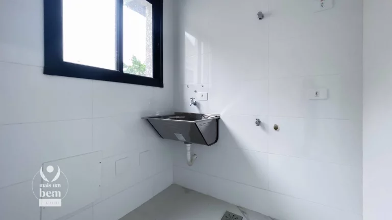 Imagem Lindo sobrado alto padrão 179 m², 3 quartos sendo uma suíte, terraço à venda por R$ 1.115.000 - Guabirotuba - Curitiba/PR
