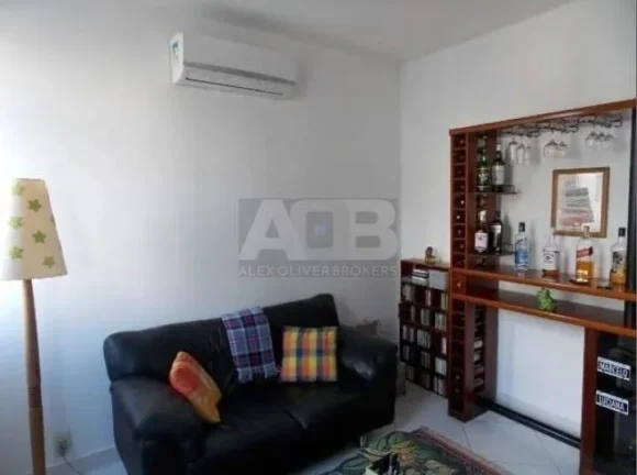 Imagem Apartamento de 3 quartos (1 suíte), em Copacabana, 92m2, 1vaga, mobiliado.