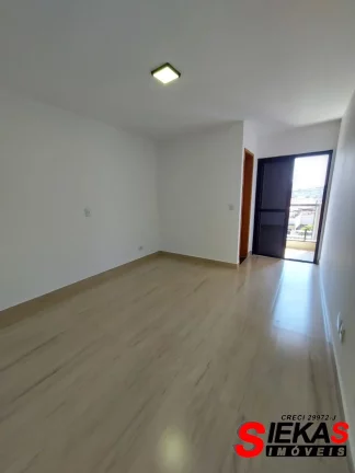 Imagem Imperdível oportunidade: Casa à venda na Vila São Geraldo, São Paulo-SP! 3 quartos, 1 suíte, 1 sala, 2 banheiros, 2 vagas, 108m².