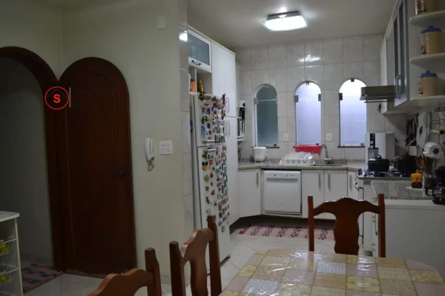 Imagem SOBRADO A VENDA NA VILA ZELINA, COM 3 SUÍTES. A 6 MINUTOS A PÉ DO METRÔ VILA PRUDENTE. QUINTAL COM JARDIM E ESPAÇO GOURMET, GARAGEM PARA 6 CARROS
