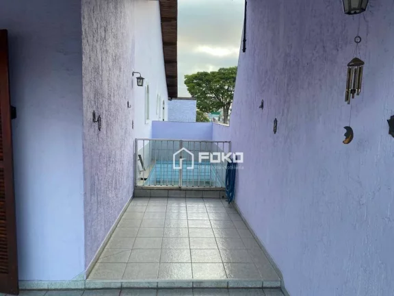 Imagem Sobrado com 3 dormitórios para alugar, 306 m² por R$ 6.703,00/mês - Parque Renato Maia - Guarulhos/SP