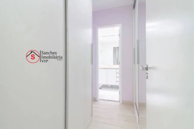 Imagem Apartamento com 3 dormitórios (3 suítes) a venda na Mooca, andar alto. Lazer completo e 2 vagas de garagem e depósito. Varanda com churrasqueira.