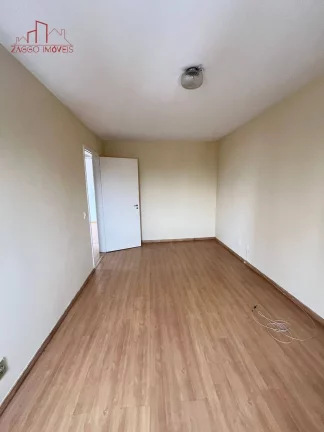 Imagem Apartamento Reformado - 3 Dorms - 1 Vaga - Vila Cruzeiro
