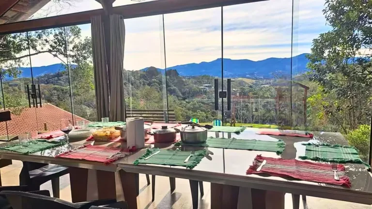 Imagem Entrou, Viveu: A Praticidade de uma Casa Pronta na Mantiqueira