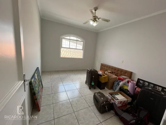 Imagem Sobrado com 3 dorms sendo uma suite, duas vagas e edicula no Jardim Textil - Proximo ao Analia Franco