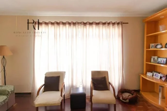 Imagem Casa com 4 quartos, 360m2, à venda