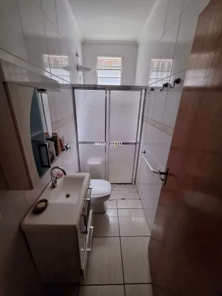 Imagem Casa a Venda Jardim Portinari, Reformada e com edícula nos fundos