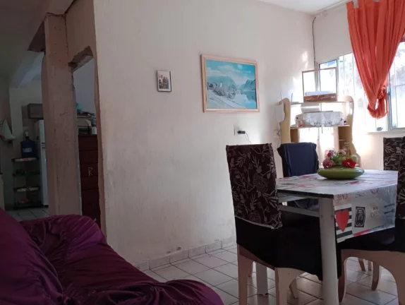 Imagem Sobrado com 4 dormitórios à venda, 211 m² por R$ 290.000,00 - Jardim Antônio Picosse - Poá/SP