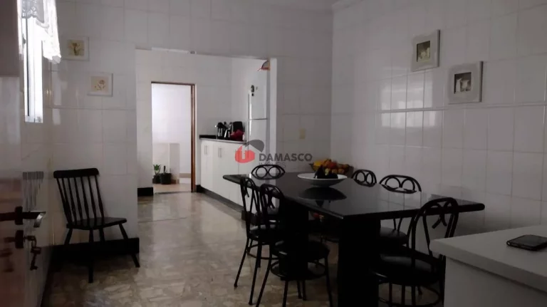 Imagem Sobrado à venda 3 Quartos, 3 Suites, 3 Vagas, 240M², Barcelona, São Caetano do Sul - SP