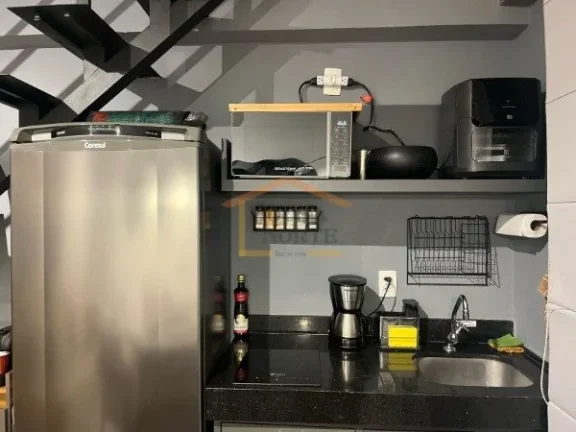Imagem Apartamento mobiliado à venda com 55 m², oferece uma planta bem distribuída em dois pavimentos.
N...